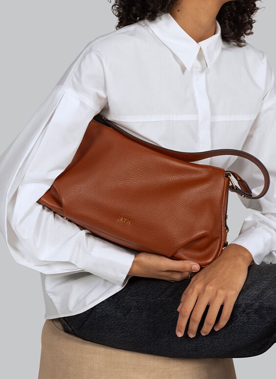 LEATHER EXCLUSIVES
