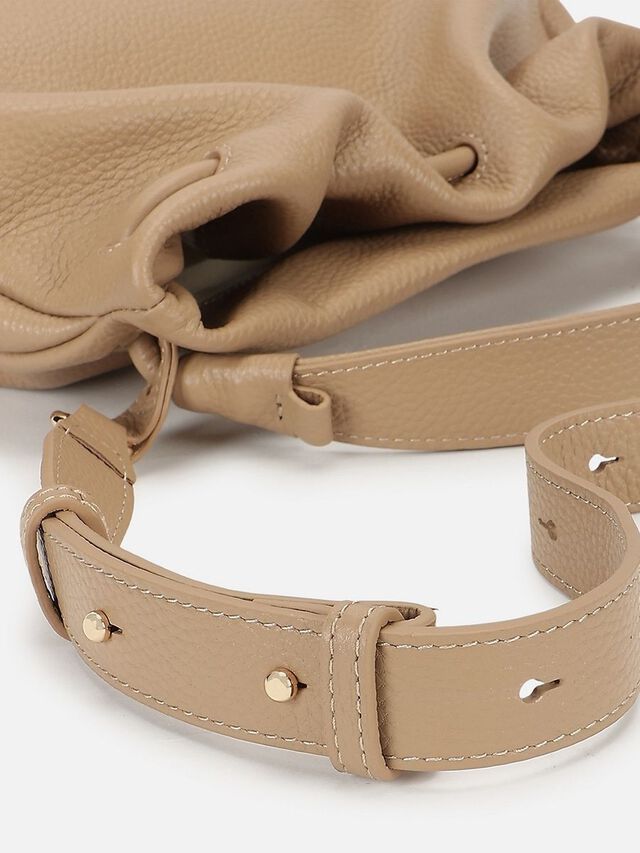 Lois Leather Sling - Latte