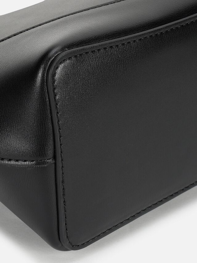 Adeline Handheld - Black
