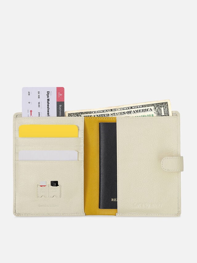 Atlas Leather Passport Holder - Off-White