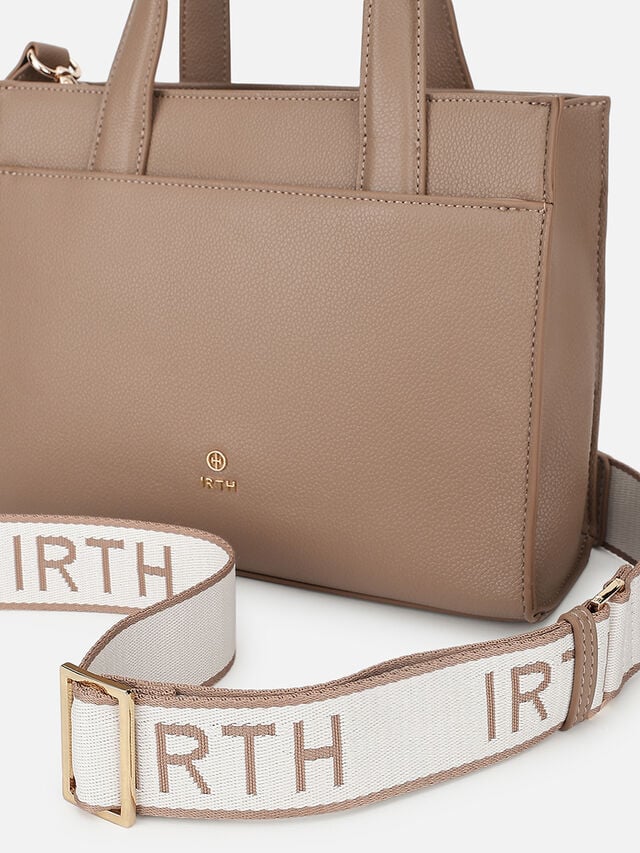 Olivia Handheld - Mocha Mousse