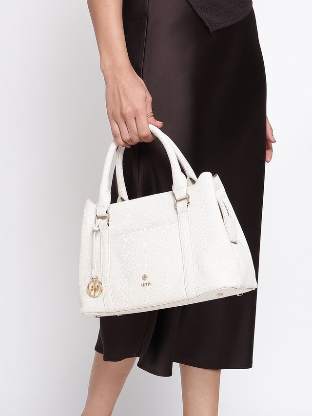 Betty Handheld - Off-White