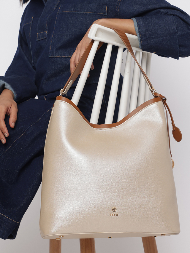 Pearl Shoulder Bag