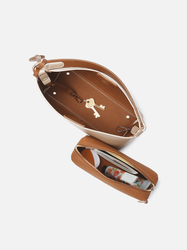Pearl Handheld