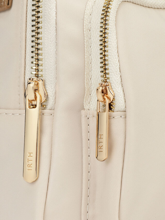 Ellis Sling - Off-White