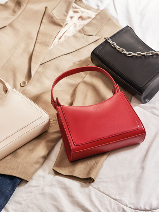 Penelope White Shoulder Bag