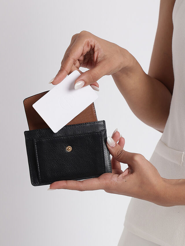 Flip Leather Card Holder - Black