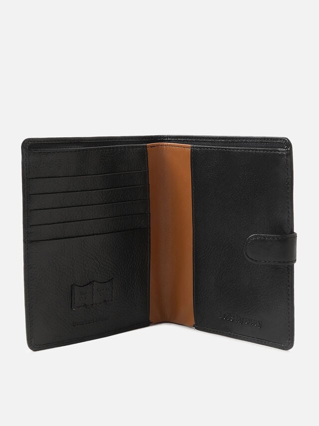 Atlas Leather Passport Holder - Black