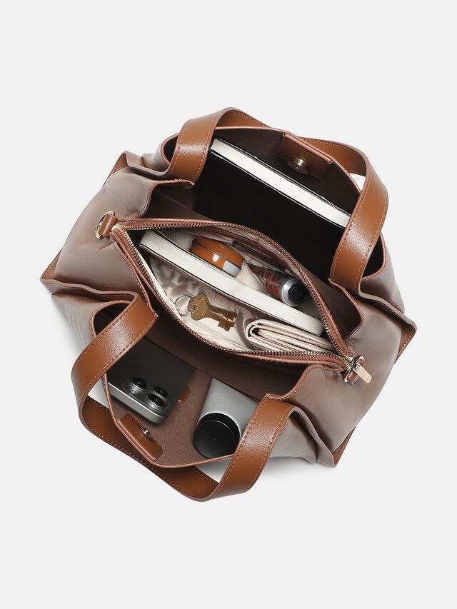 Mischa Shoulder Bag - Tan